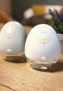 De Elvie Pump in detail – gefotografeerd in onze praktijk.